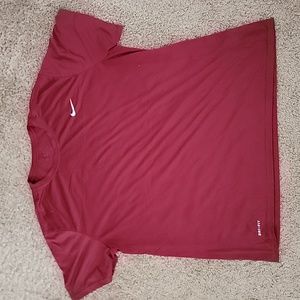 Nike dri-fit maroon t shirt